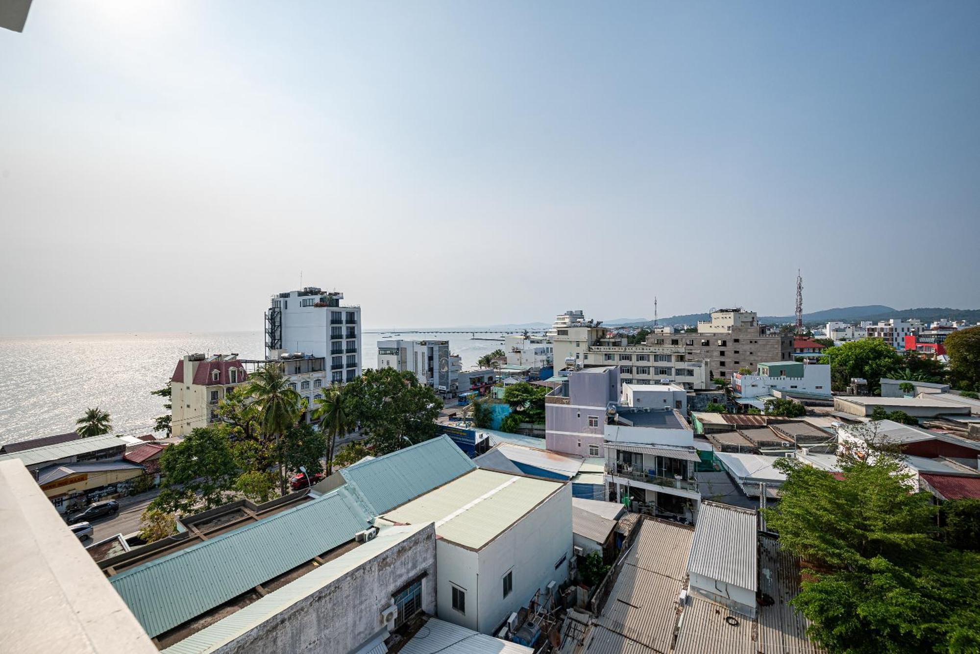 Tahiti Central Seaview - 50M To Night Market Дуонг-Донг Номер фото